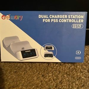 Controller charger for PS5